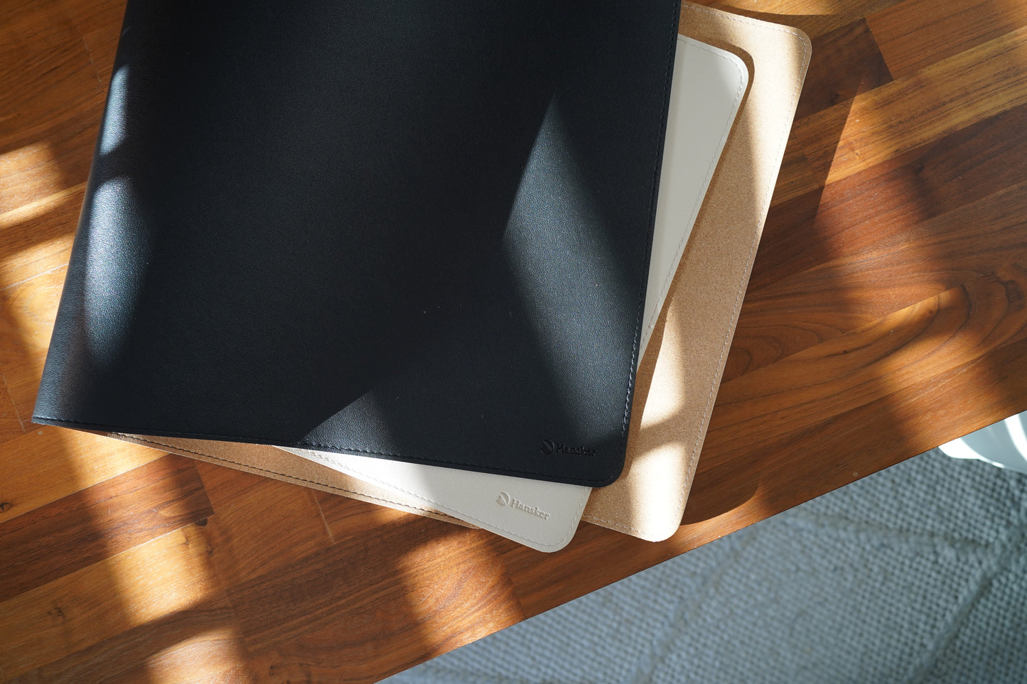 Premium eco-leather deskmat - pure black