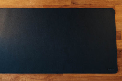 Hansker eco-leather black deskmat